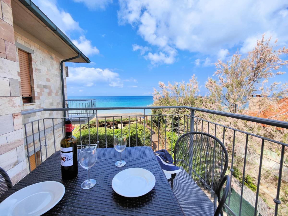 Le Dune Sea View Apartments - Futura Cav San Vincenzo Buitenkant foto